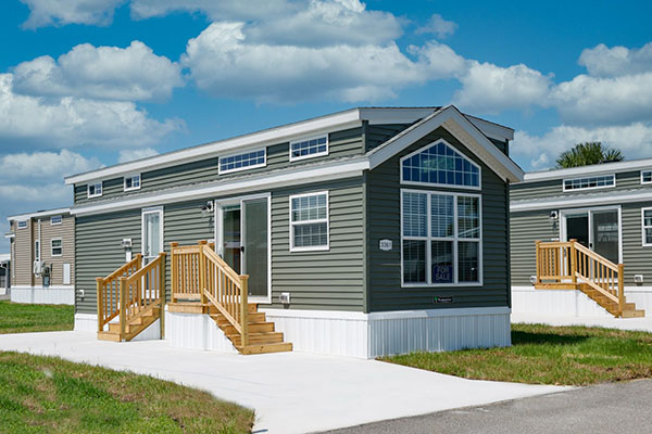 3 Things You NEED To Know Before Renting Your Sarasota Florida Mobile Home!