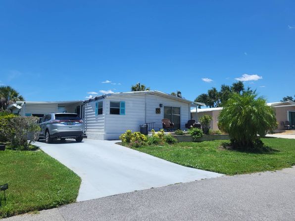Discover tips for enjoying a Sarasota Florida Mobile Home in the Summer, including cooling solutions, maintenance advice, & seasonal comfort