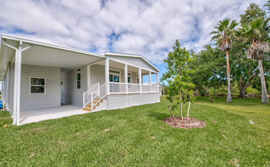 Does A Smoke Smell Affect The Sales Price Of A Sarasota Florida Mobile Home