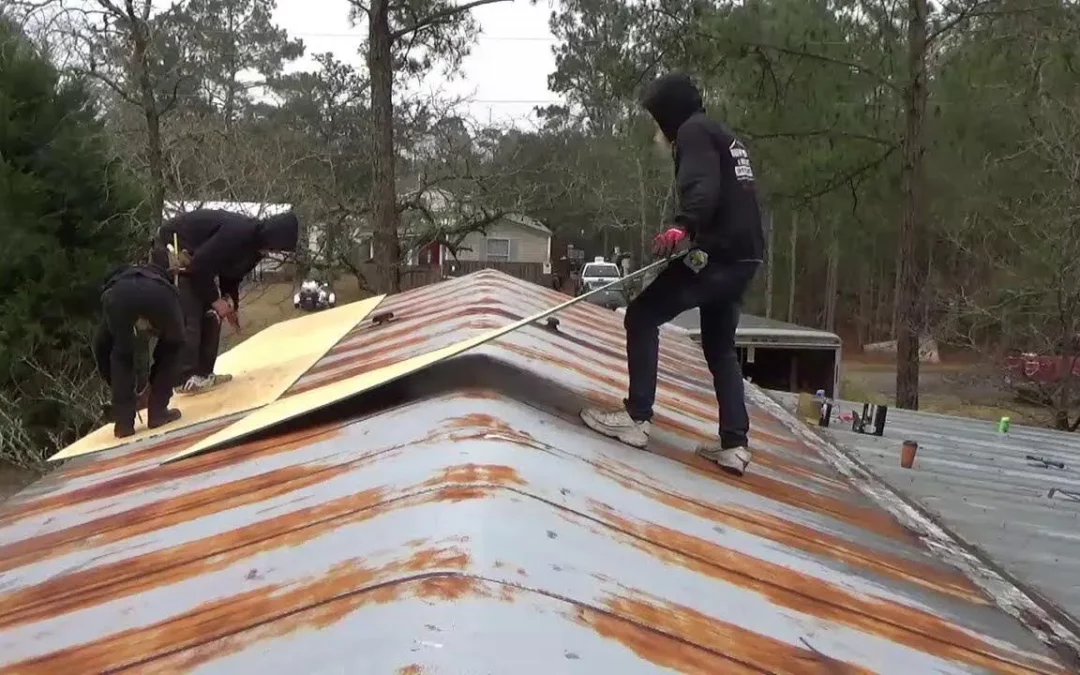 10 Questions to Ask Before Hiring a Mobile Home Roofer