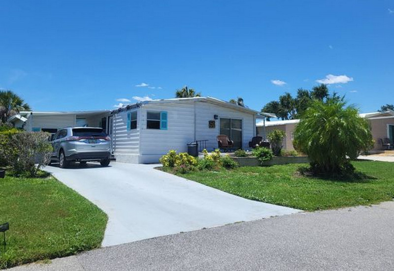 Sarasota Florida mobile home seller