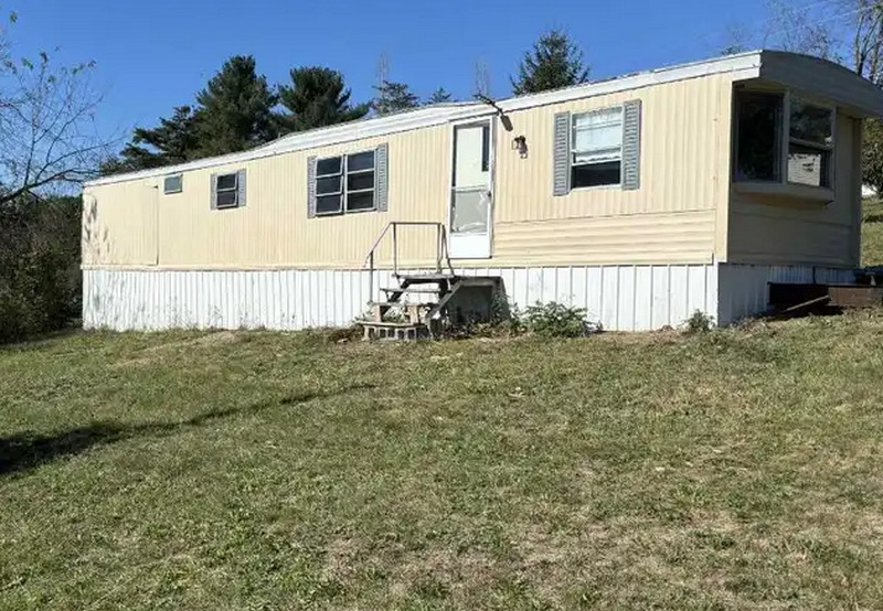 profit potential of mobile home fixer-uppers