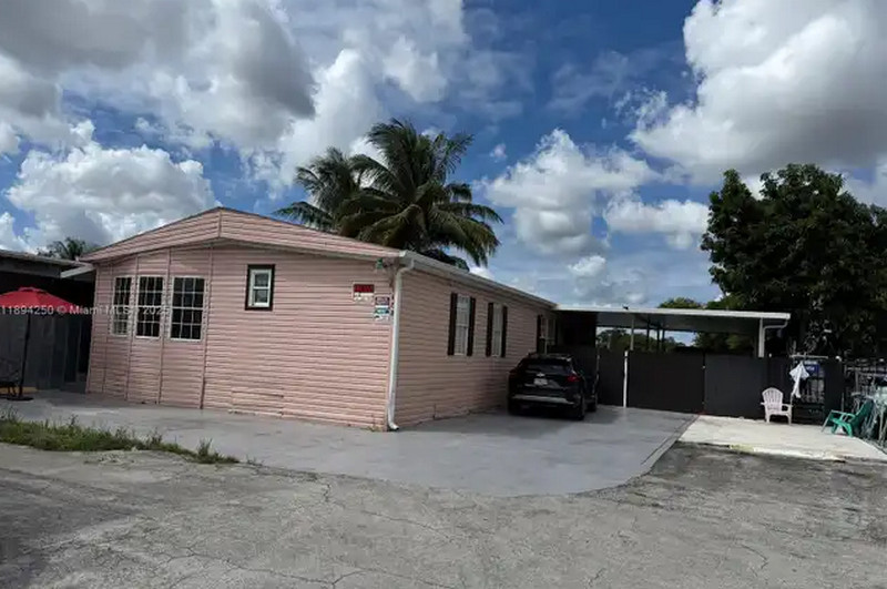 what are Sarasota mobile home buyers looking for