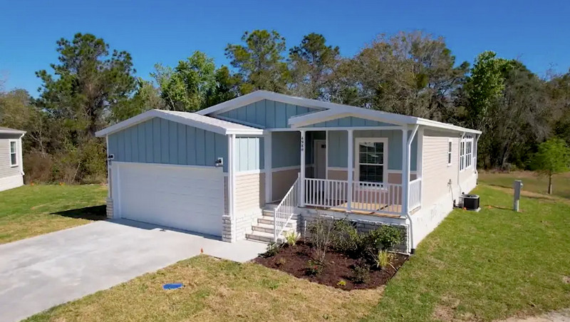 why mobile home sales could be your perfect side hustle