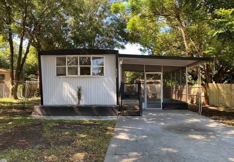 Can You Get a Mortgage on a Mobile Home in the Sunshine State?