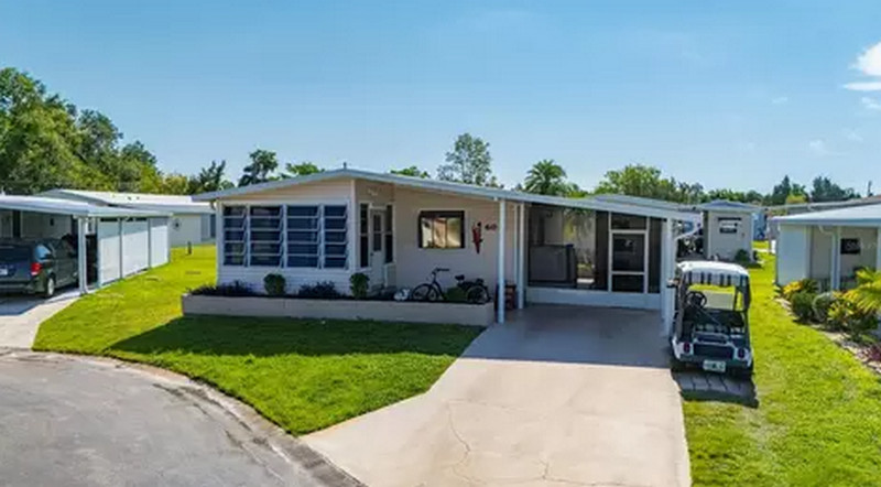 affordable mobile homes in Sarasota