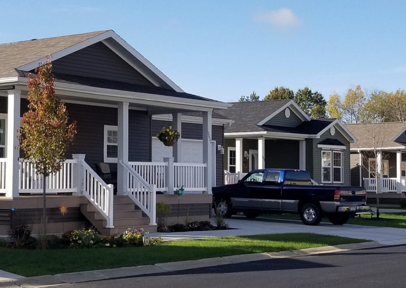 become a mobile home sales agent in Venice