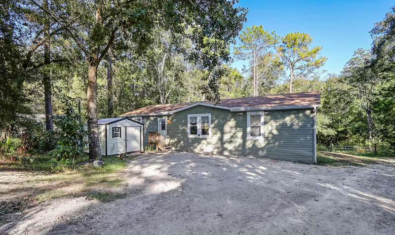 become a mobile home sales agent in Fort Myers Beach