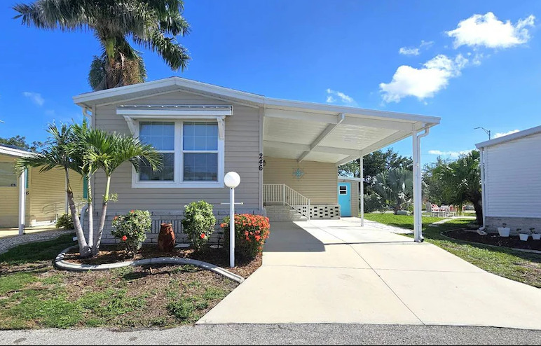 become a mobile home sales agent in Lehigh Acres