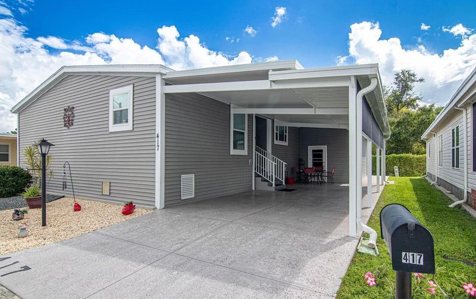 become a mobile home sales agent in Pine Manor