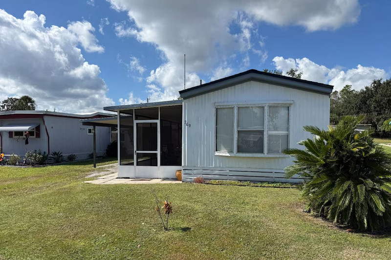 consider a mobile home broker in Florida