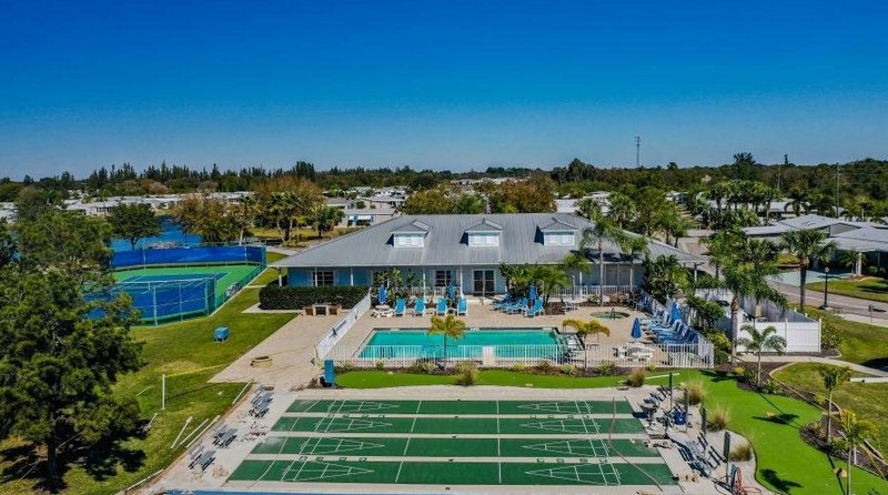 pros and cons of living in a mobile home