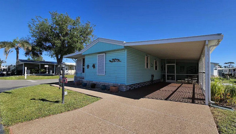 right time to buy or sell a mobile home in Florida