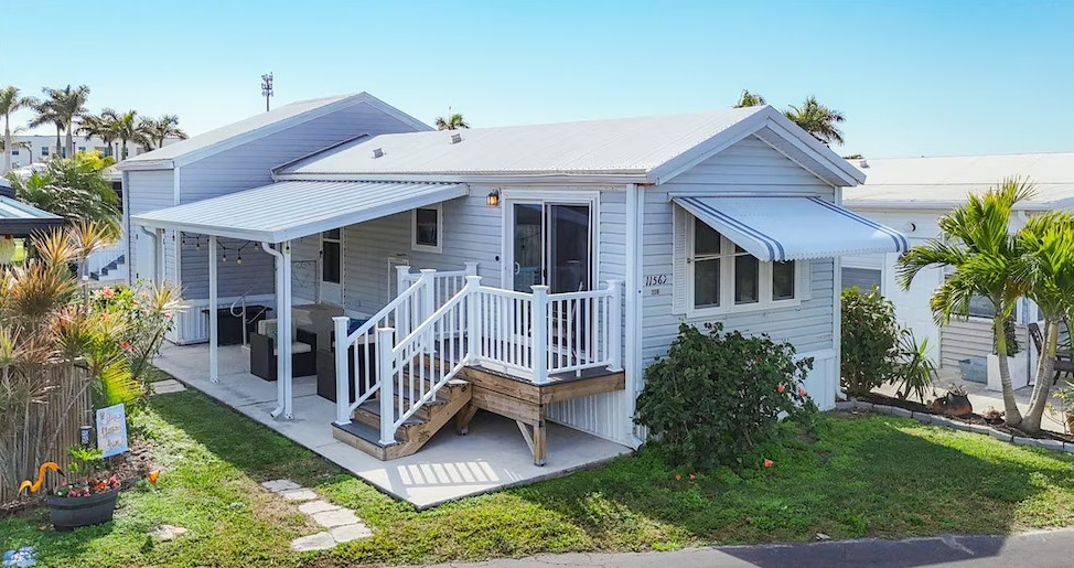become a mobile home sales agent in Coral Gables