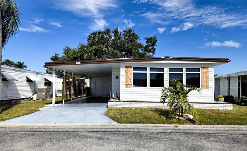 become a mobile home sales agent in Miami Beach