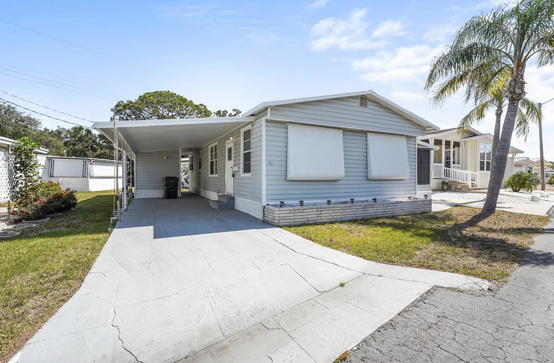 how much do mobile home sales agents in Florida make